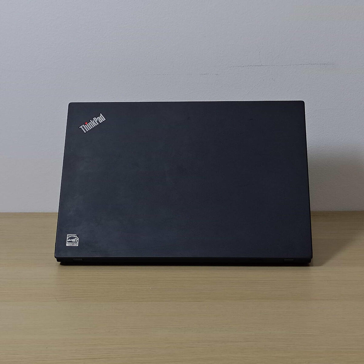 Lenovo Thinkpad T14 Belakang Tengah Butik Laptop